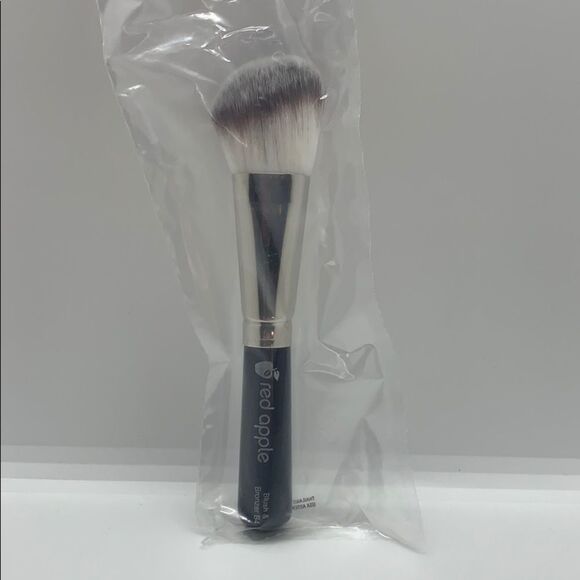NWT RedAppleLipstick Vegan Blush Brush - Picture 3 of 5